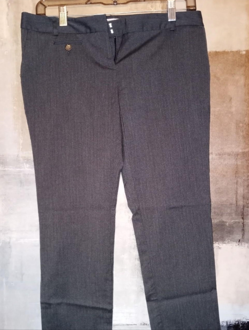 Womens Van Heusen  Charcoal  Dress Pants Sz 2